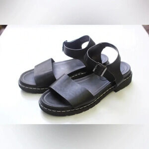 Diba sandals